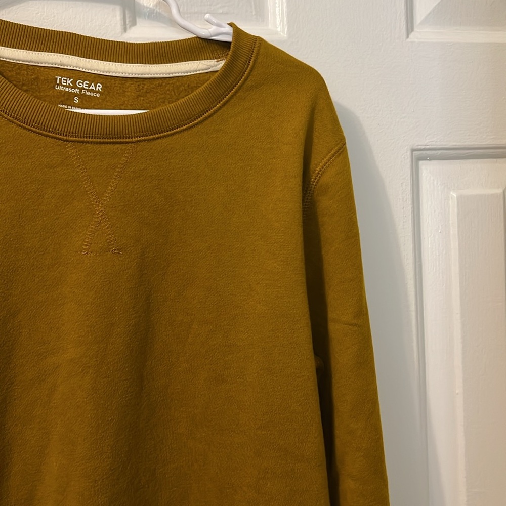 Burnt Yellow Tek Gear Fleece Sweater Crewneck Pullover Size S Thumb Holes - Picture 4 of 7
